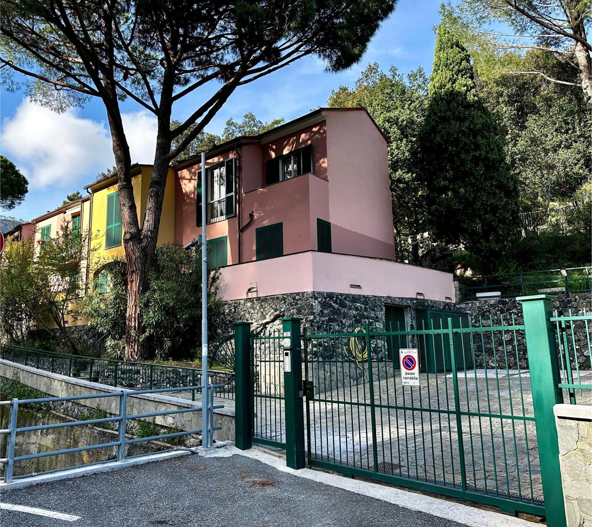 Terrace & Parking - Holiday Home Near Fegina Beach Monterosso al Mare Exterior foto